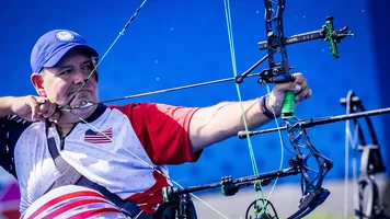 Jason Tabansky won gold at the Paris 2024 Paralympic Game.