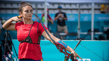 Madalina shoots in Paris
