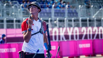 Mete Gazoz celebrates during the Tokyo 2020 Olympic Games.