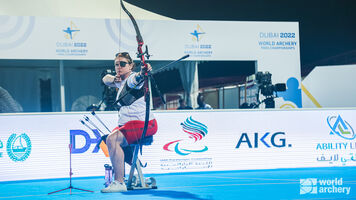 Milena Olszewska shoots at the 2022 World Archery Para Championships in Dubai.