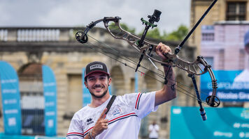 Nicolas Girard wins in Paris.