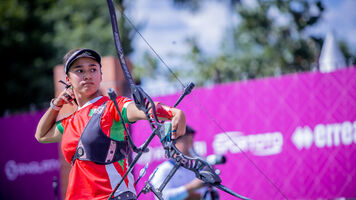 Angela Ruiz shoots during the final in Medellin.