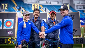 Estonia and India into compound mixed team gold medal match in Shanghai.