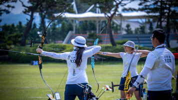 French duo led by Lisa Barbelin upset host Korea.