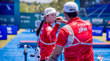 Takaharu Furukawa and Waka Sonoda fist bumping in Antalya 2024.