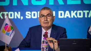 Prof Dr Ugur Erdener at World Archery Congress in 2021.