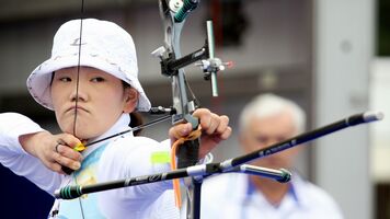 Park Sung-Hyun shoots at the 2008 Archery World Cup Final.