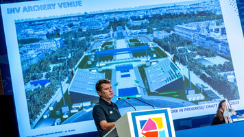 Seb Flute presenting Paris 2024 Games to Congress 2023.