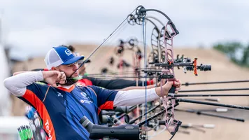Mike Schloesser into the elite eight at the world championships in Berlin.