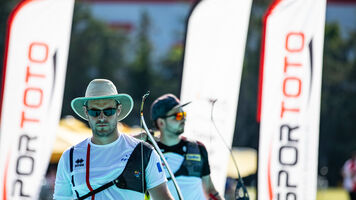 Jean-Charles Valladont prepares to shoot at the Antalya 2021 European Championships. 