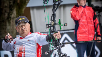 Yoshitsugu Naka shoots during the World Archery Para Championships in 2019.