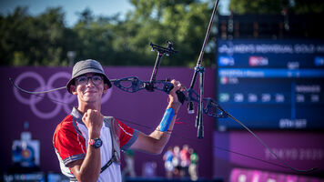 Mete Gazoz’s celebration after a match win.