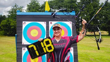 Ella Gibson shoots 718-point world record.