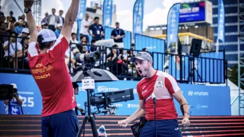 Andres Temino Mediel roaring with his coach after winning the World Championships.