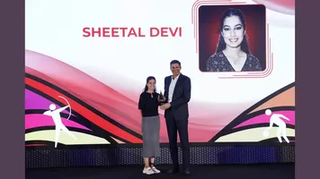 Sheetal Devi receives 2025 TOISA award.
