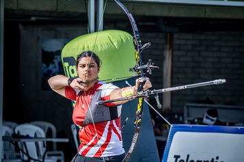 Canada's Janna Hawash shoots on the line.