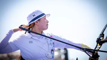Yu Seulha shoots at the 14th Conquest Cup